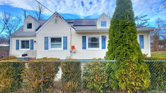 1 Lawrence Road, Poughkeepsie, NY 12601