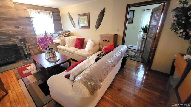 1 Lawrence Road, Poughkeepsie, NY 12601