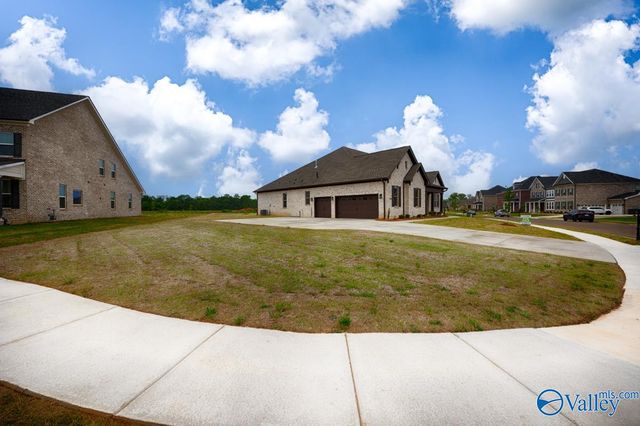 8031 Tupelo Gum Trace, Huntsville, AL 35802