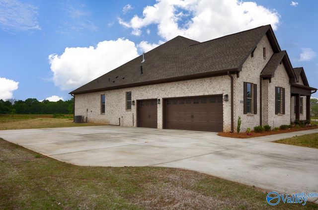 8031 Tupelo Gum Trace, Huntsville, AL 35802