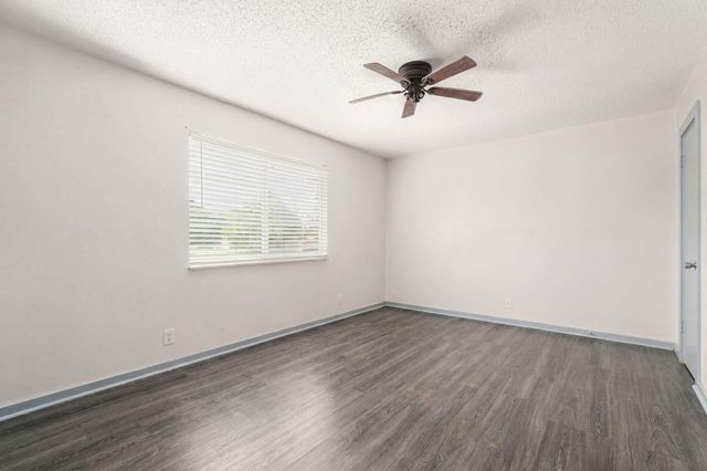 2406 Bucks RUN, Austin, TX 78744
