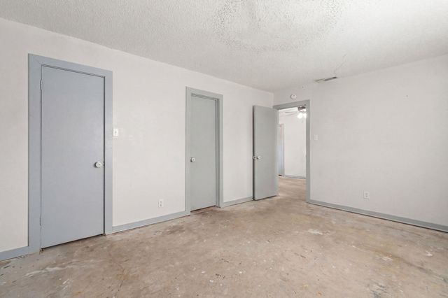 2406 Bucks RUN, Austin, TX 78744