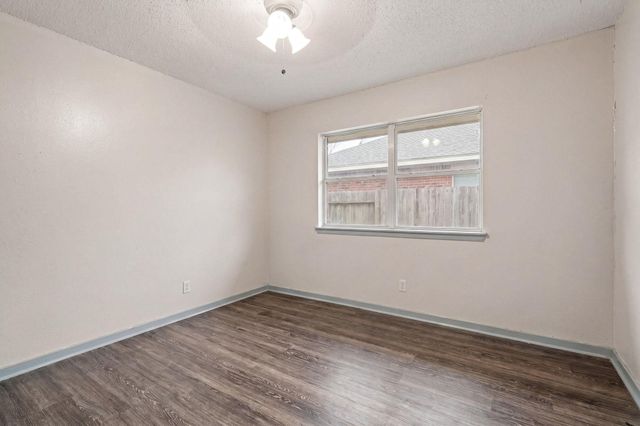 2406 Bucks RUN, Austin, TX 78744