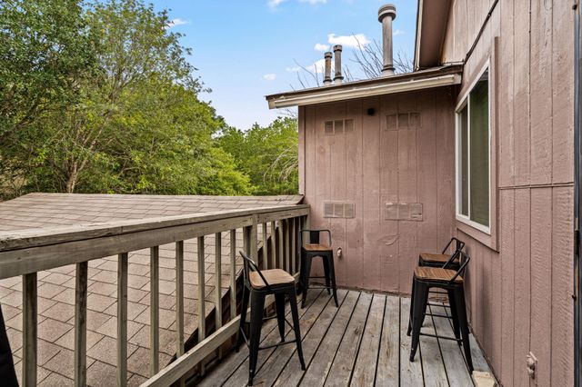 2406 Bucks RUN, Austin, TX 78744