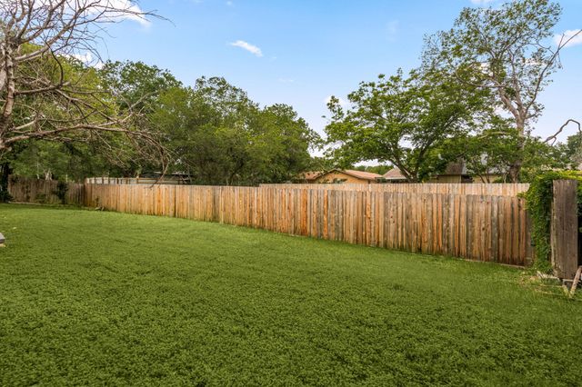 2406 Bucks RUN, Austin, TX 78744