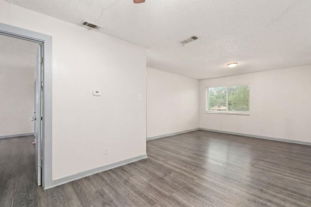 2406 Bucks RUN, Austin, TX 78744