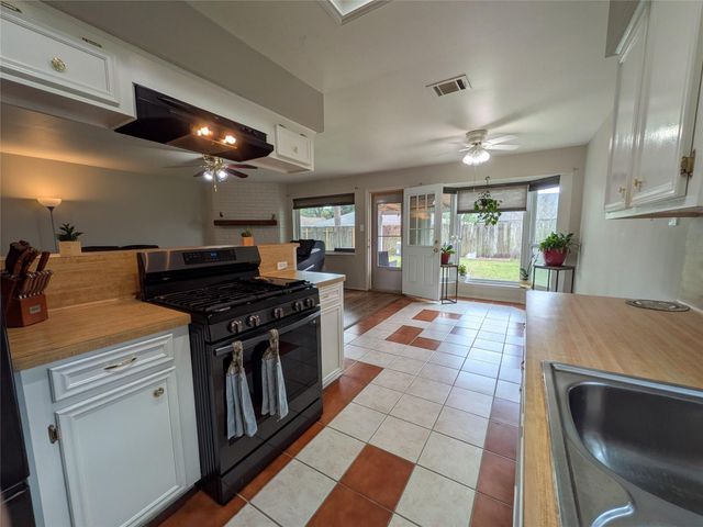 5339 11th Street, Katy, TX 77493