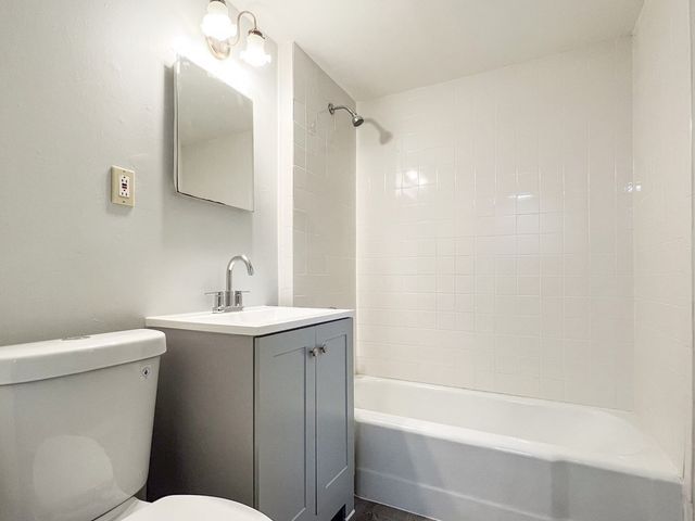 25 Common Street 1, Weymouth, MA 02188