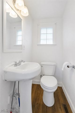 558 Nash Street, Akron, OH 44306