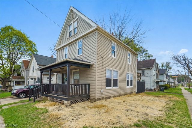 558 Nash Street, Akron, OH 44306