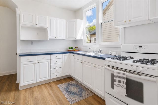 558 Nash Street, Akron, OH 44306