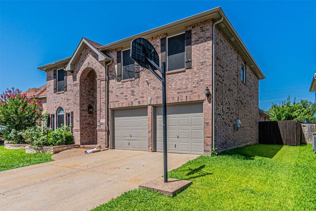 5001 Worthing Drive, Garland, TX 75043