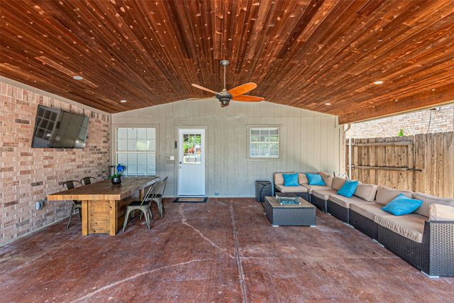 5001 Worthing Drive, Garland, TX 75043