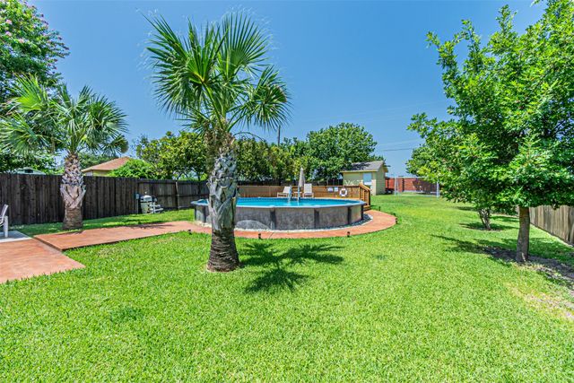 5001 Worthing Drive, Garland, TX 75043