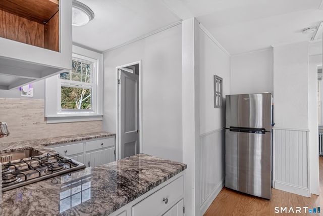 78 Waverly Avenue 2nd Floor, Milford, CT 06461