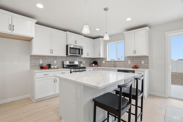 3406 W Caddisfly St., Kuna, ID 83634