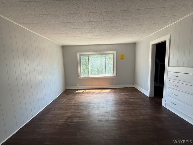 30 Hobart Street, Buffalo, NY 14206