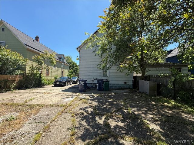30 Hobart Street, Buffalo, NY 14206