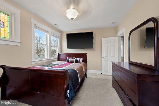 3016 WAYNE AVE, Baltimore, MD 21207