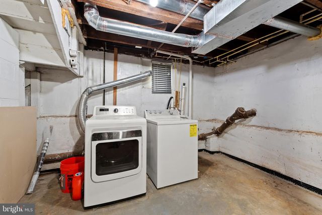 3016 WAYNE AVE, Baltimore, MD 21207