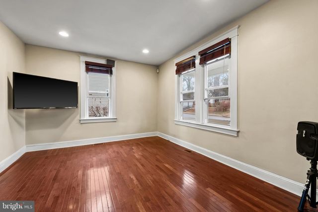 3016 WAYNE AVE, Baltimore, MD 21207