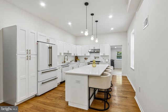 1015 S 47TH ST, Philadelphia, PA 19143
