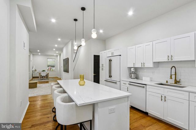 1015 S 47TH ST, Philadelphia, PA 19143
