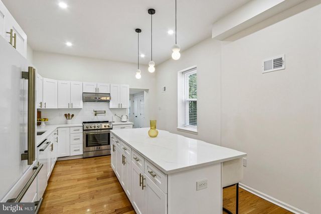 1015 S 47TH ST, Philadelphia, PA 19143