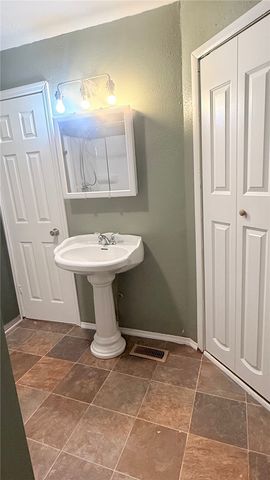 1224 Beverly Avenue, Springfield, OH 45504