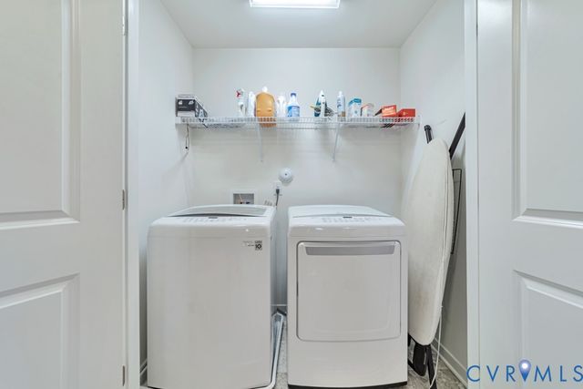 11401 Hayloft Ln, Glen Allen, VA 23060