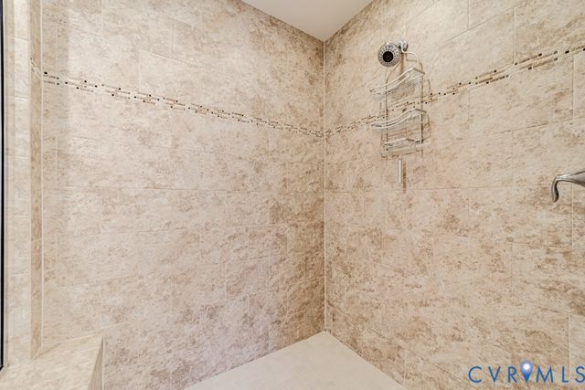 11401 Hayloft Ln, Glen Allen, VA 23060