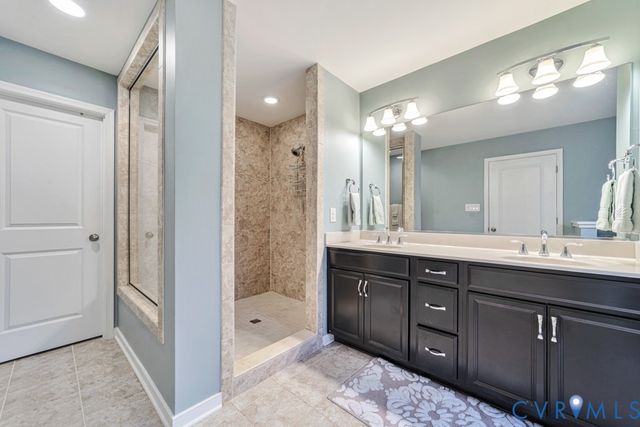 11401 Hayloft Ln, Glen Allen, VA 23060