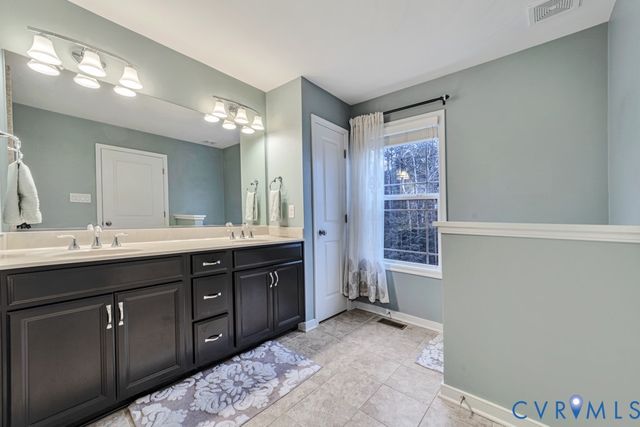 11401 Hayloft Ln, Glen Allen, VA 23060