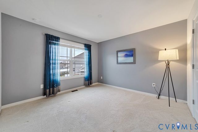 11401 Hayloft Ln, Glen Allen, VA 23060