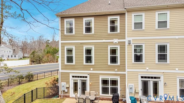 11401 Hayloft Ln, Glen Allen, VA 23060