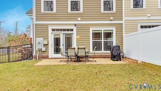 11401 Hayloft Ln, Glen Allen, VA 23060