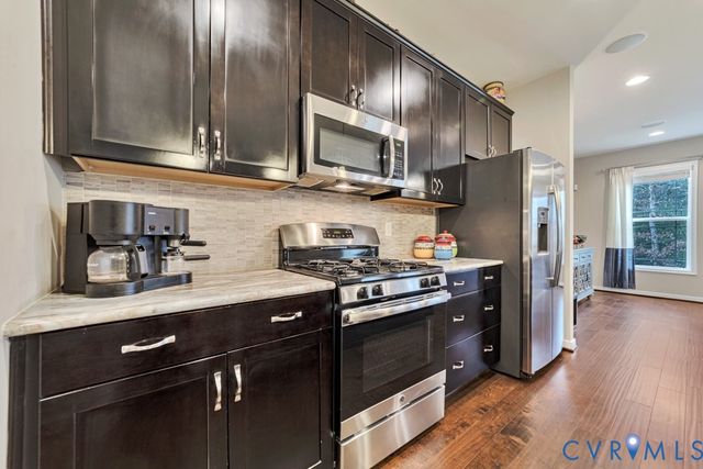 11401 Hayloft Ln, Glen Allen, VA 23060