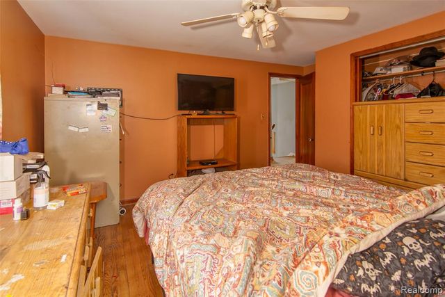 17585 Faust Avenue, Detroit, MI 48219