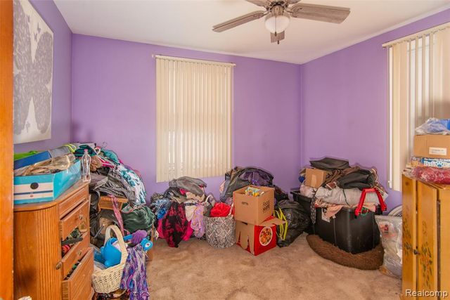 17585 Faust Avenue, Detroit, MI 48219