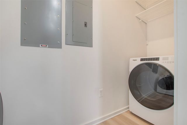 2728 Mckinnon Street 2104, Dallas, TX 75201