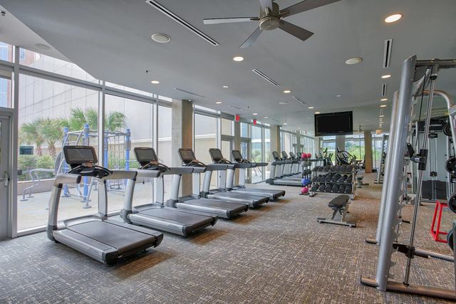 2728 Mckinnon Street 2104, Dallas, TX 75201