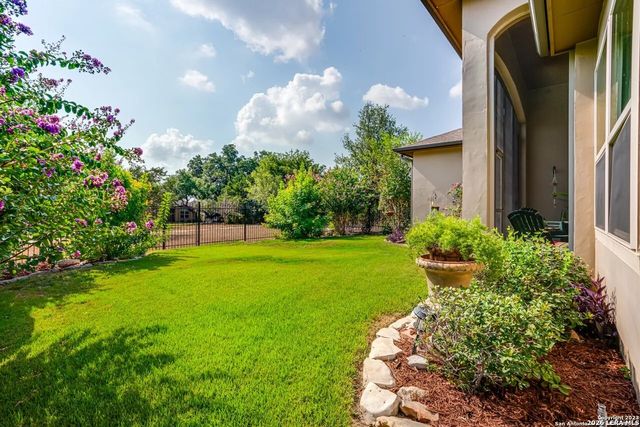 4519 Amorosa, San Antonio, TX 78261