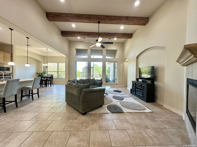 4519 Amorosa, San Antonio, TX 78261