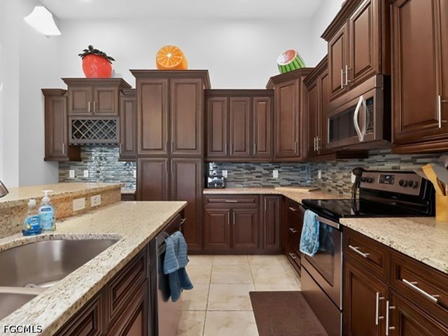 3315 Surfside BLVD, Cape Coral, FL 33914