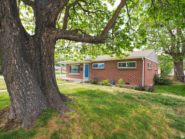 35 W AMERICAN AVE, Murray, UT 84107