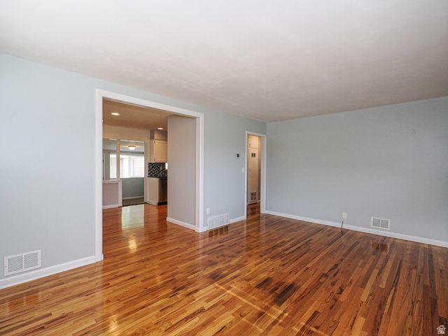 35 W AMERICAN AVE, Murray, UT 84107