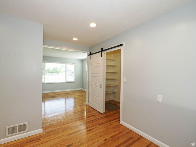 35 W AMERICAN AVE, Murray, UT 84107