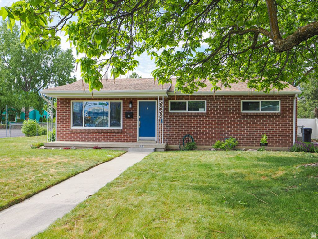 35 W AMERICAN AVE, Murray, UT 84107