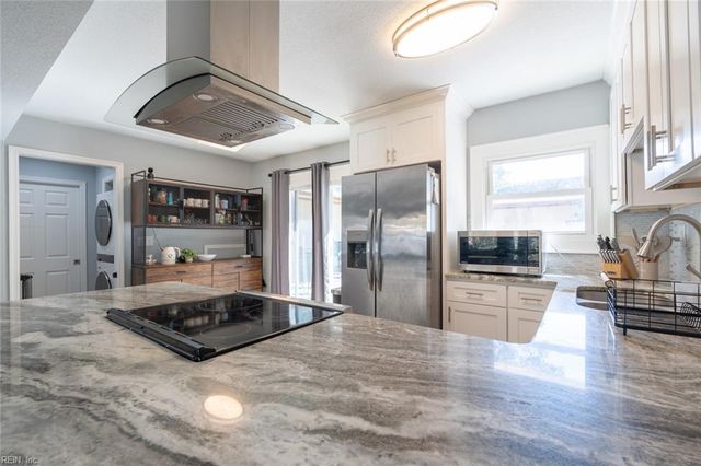 1310 Virginia AVE, Chesapeake, VA 23324