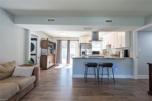 1310 Virginia AVE, Chesapeake, VA 23324